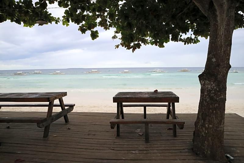 Dubay Panglao Beachfront Resort Libaong Zewnętrze zdjęcie